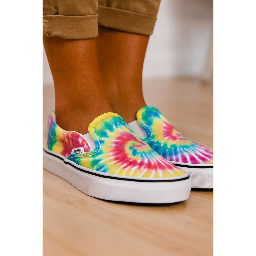 Vans Unisex RAINBOW Tie Dye Gender Inclusive M 7/WM 8.5 Checkerboard‎ Slip On's